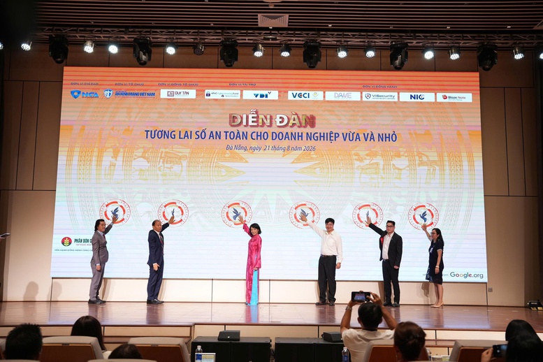 cac-dai-bieu-thuc-hien-nghi-thuc-huong-ung-le-phat-dong-vi-mot-tuong-lai-so-an-toan-cho-doanh-nghiep-1787315268057492830148-82.jpg